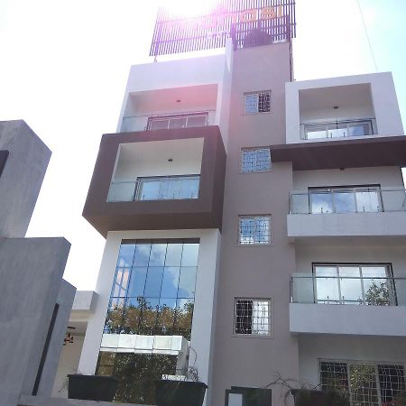 סטרה Manasi Inn מראה חיצוני תמונה