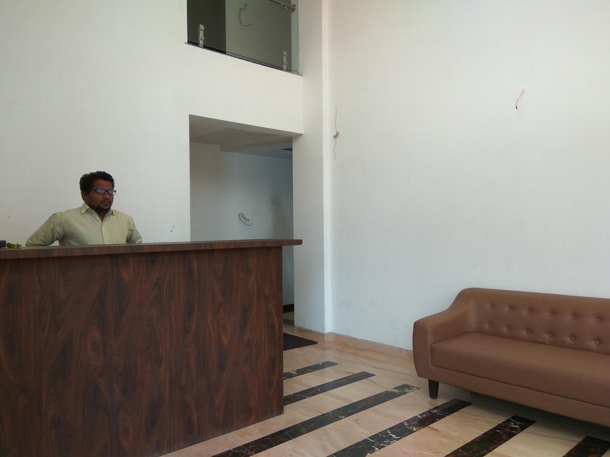 סטרה Manasi Inn מראה חיצוני תמונה