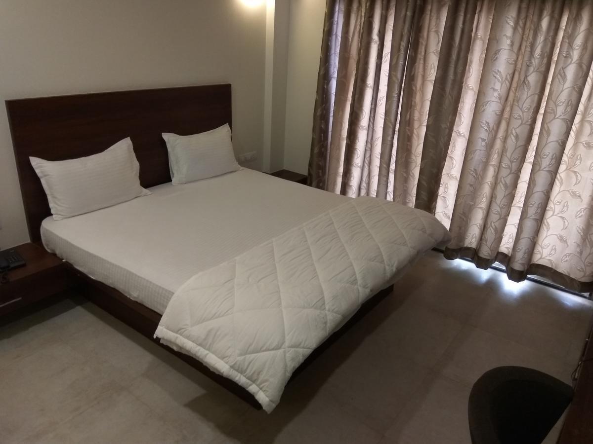 סטרה Manasi Inn מראה חיצוני תמונה