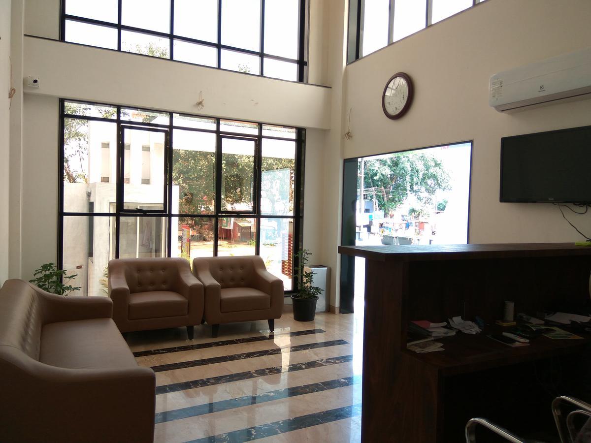 סטרה Manasi Inn מראה חיצוני תמונה