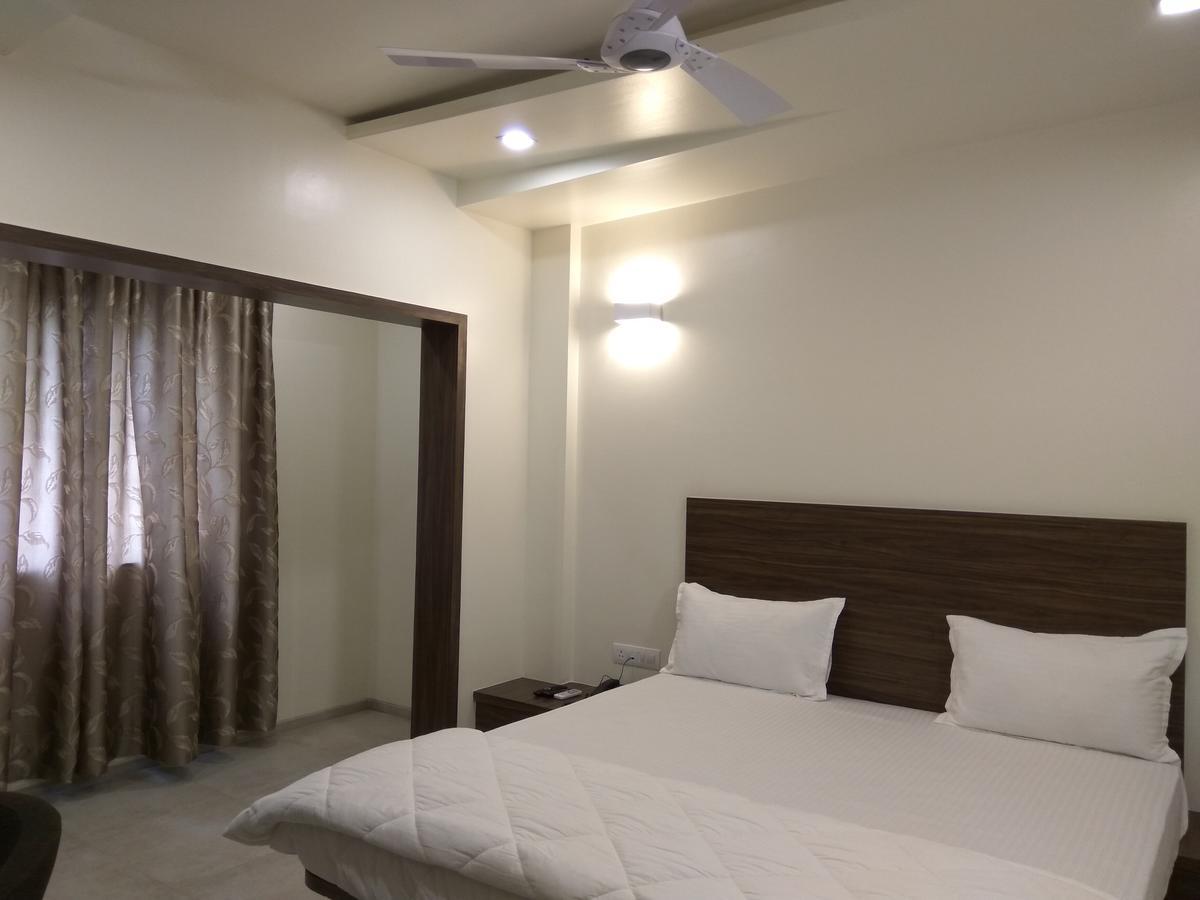 סטרה Manasi Inn מראה חיצוני תמונה